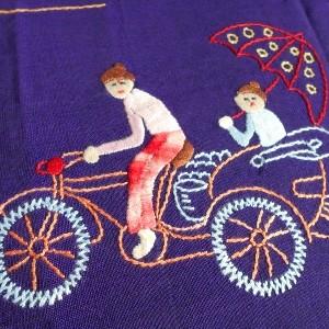 モン族 刺繍タペストリー2 ラオス 刺繍