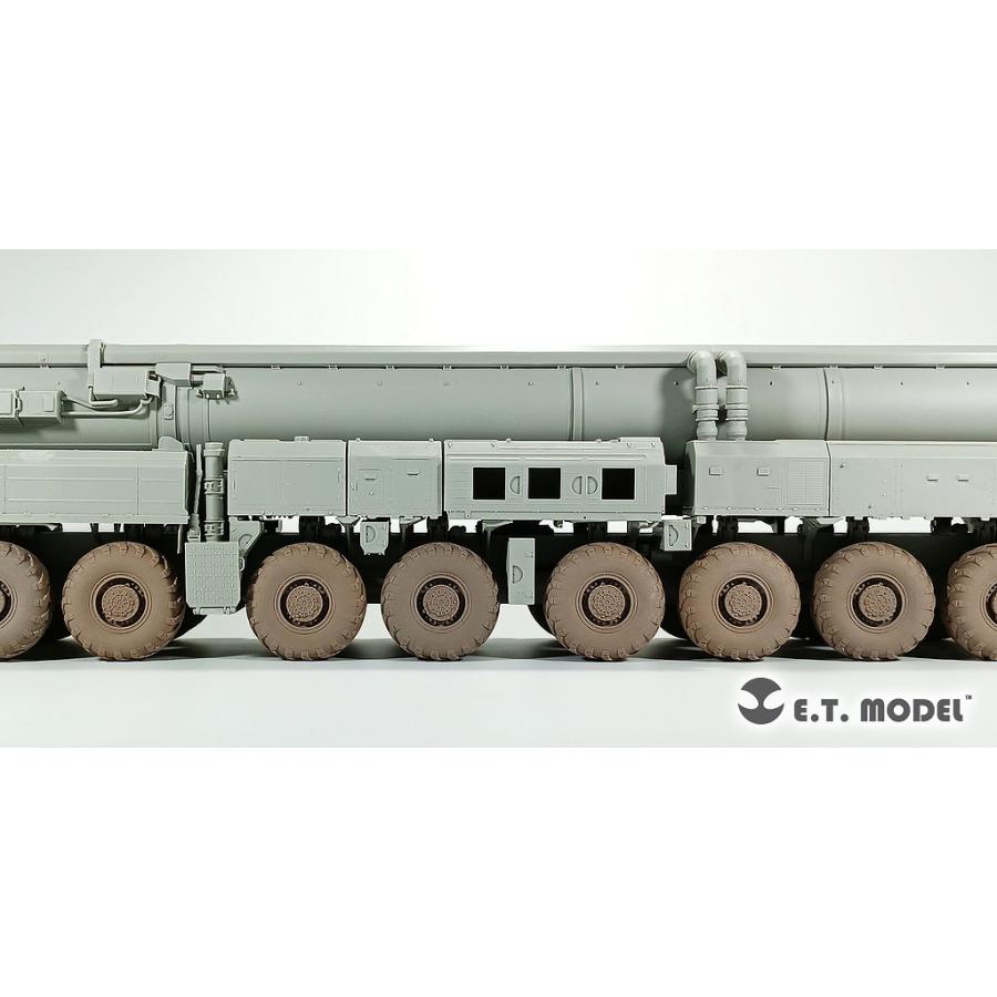 E.T.モデル P35-114 1/35 ロシア 15U175 TEL/RS-12M ICBM E.T.モデル P35-114 1/35 ロシア 15U175 TEL/RS-12M ICBM