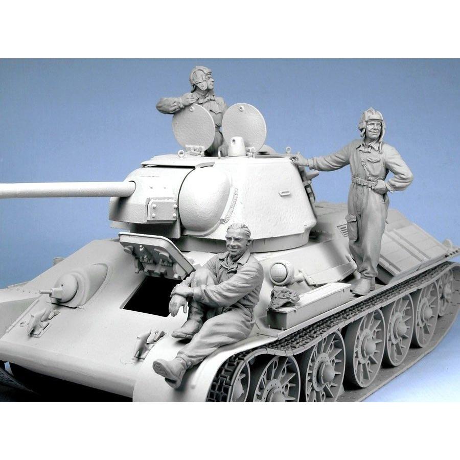 「はな 」２台セット タンクモデル T-35001 1/35 ソビエト戦車兵 1943-45 夏 3体 : ホビー