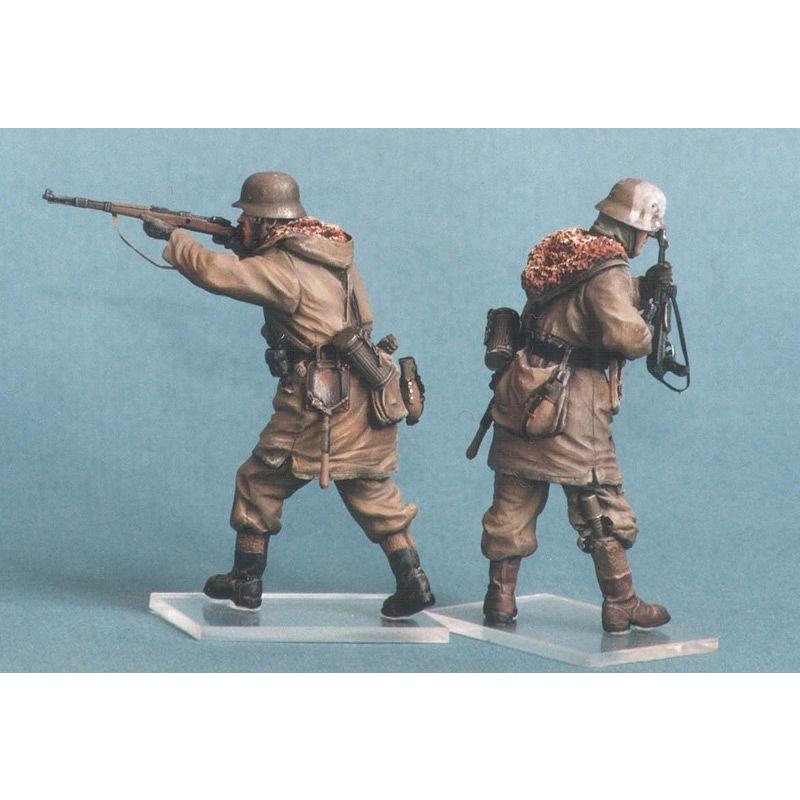タンクモデル T-35031 1/35 ドイツ歩兵 SS #2ハリコフ, 冬 1943 2体
