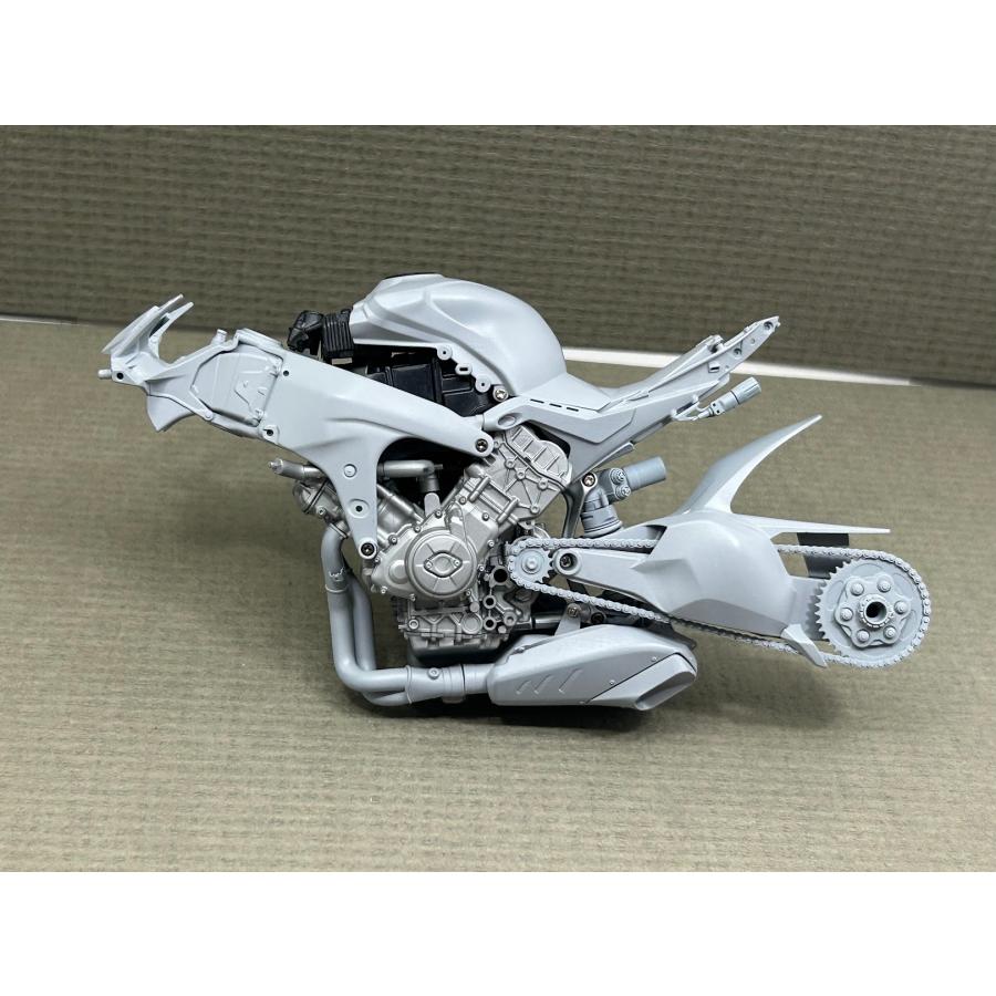 Zワークショップ Z01-006 1/12 2023ドゥカティ パニガーレ V4R フル