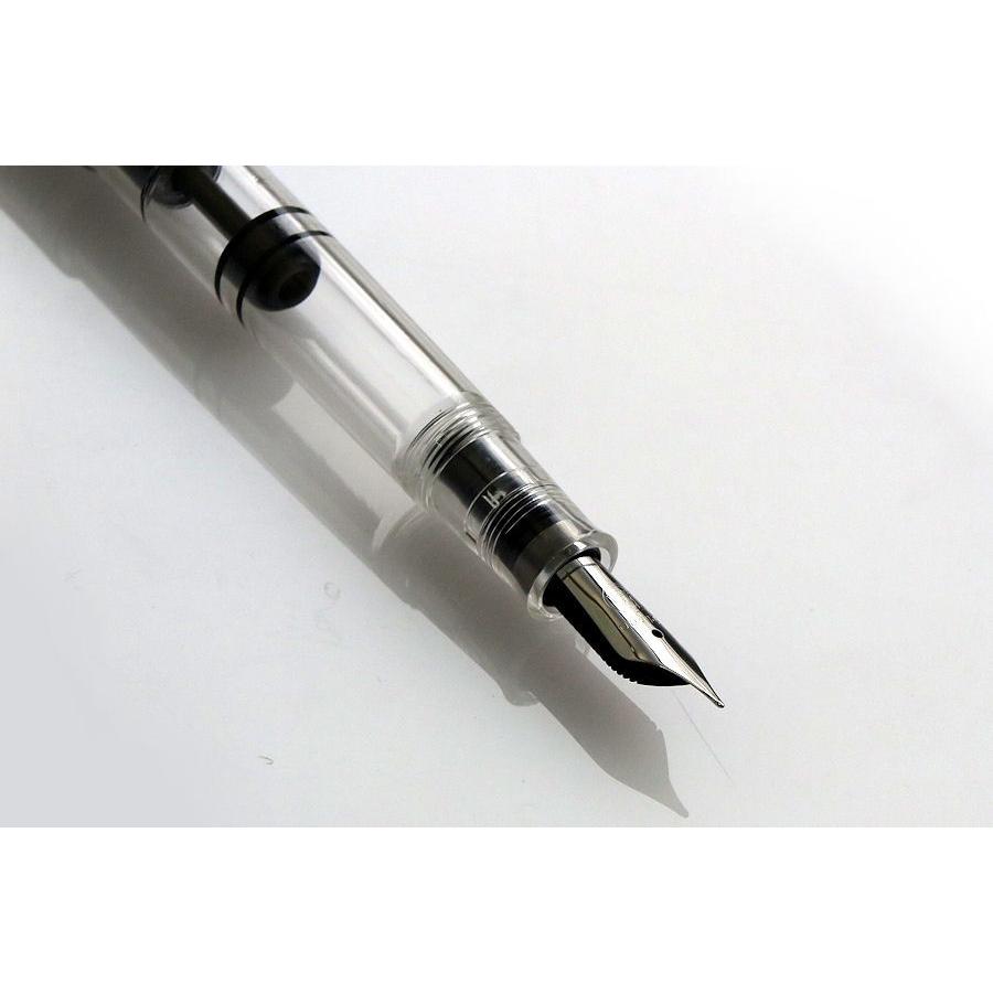 Pelikan 万年筆 M205 ホワイト 中古品 詳細ページ | 万年筆 ボールペンなど高級筆記具の販売・買取
