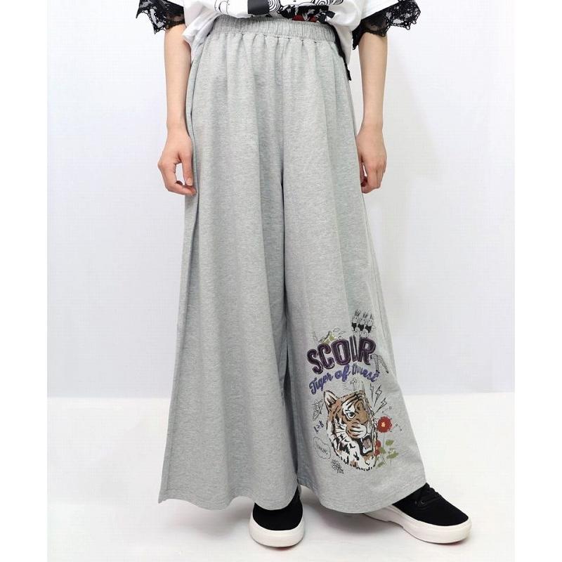 ScoLar（スカラー） パンツ 152747 タイガーロゴ柄裏毛ワイドパンツ