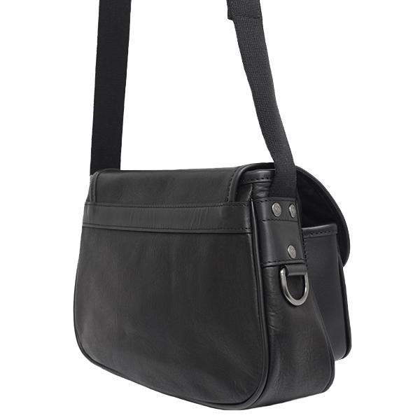 HUNTING WORLD ブラックレザーショルダーバッグ Hunting World ハンティングワールド HUNTING WORLD バッグ