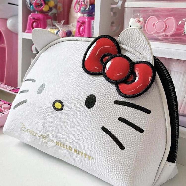 sanrio（サンリオ） ハローキティ コスメポーチ 大容量 ポーチ 大きめ