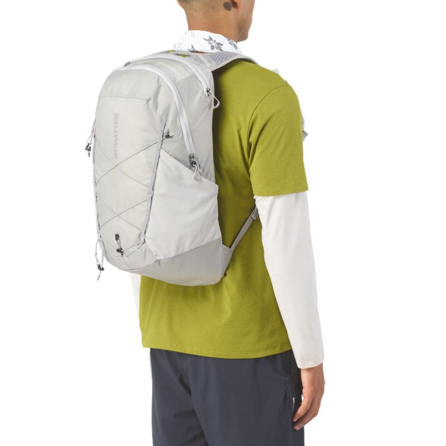 新品　SALOMON バックパック リュック　登山 SALOMON（サロモン） バッグ バックパック リュック XT 25 ユニ