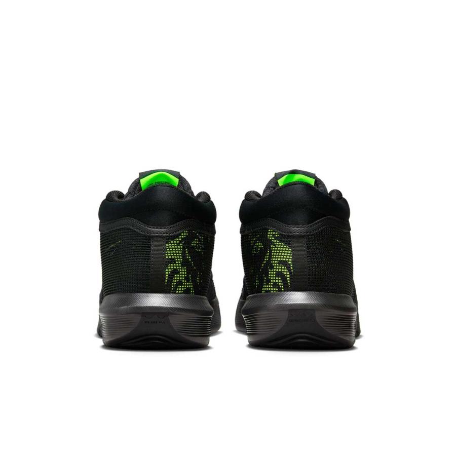 NIKE（ナイキ） バスケットシューズ バッシュ レブロン ウィットネス 8