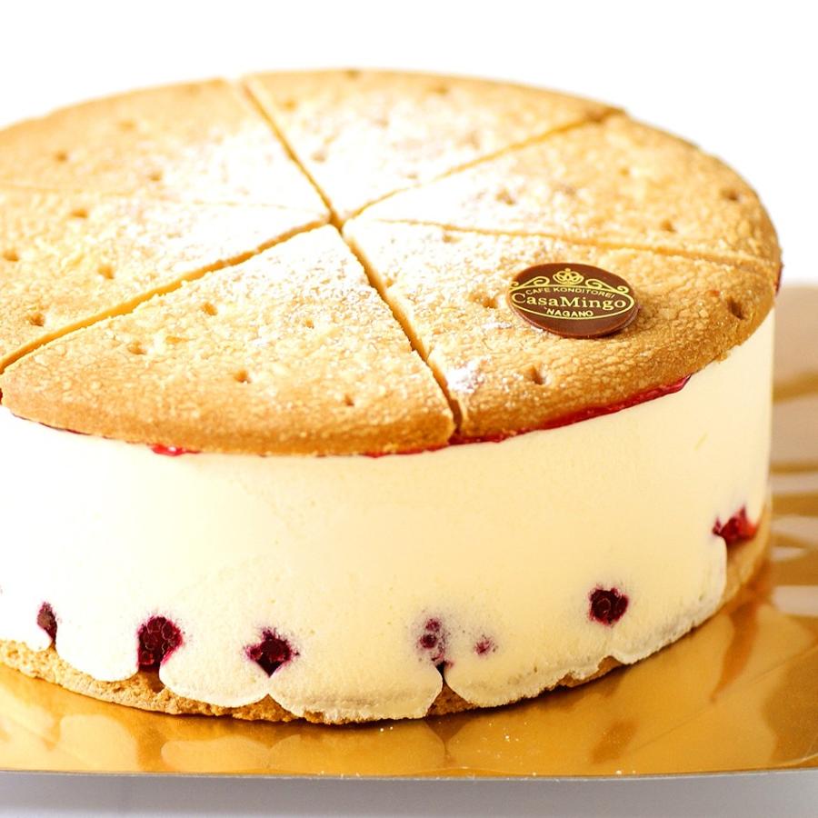 お誕生日のフラワーアレンジメントsサイズ No S02 と洋菓子店カサミンゴーの最高級ケーキとのギフトセット 花とスイーツセット ケーキと花のギフトセット Arg S Birthday02 花ギフト専門店 パラボッセ 通販 Yahoo ショッピング