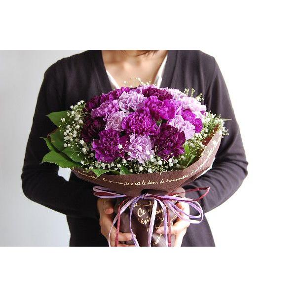 ムーンダストの花束（L）36本  母の日 ギフト 花 母の日 カーネーション 花 母の日 花 ギフト 母の日 プレゼント 青いカーネーション サントリーの花 希少品種の画像