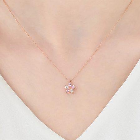 4℃ 花モチーフ ネックレス　桜 CANAL 4℃（カナルヨンドシー） カナル4℃ ネックレス シルバー 桜