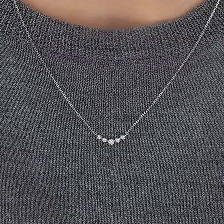 ヨンドシー 4℃ ネックレス プラチナ ライン 5石 ダイヤモンド レディースの画像