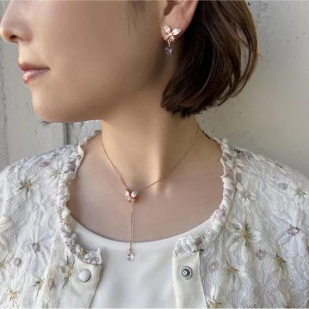 ＊お値下げしました＊ANNA SUI蝶モチーフ ネックレス &ピアス ANNA SUI（アナスイ） ネックレス 蝶モチーフ ピンク レディース