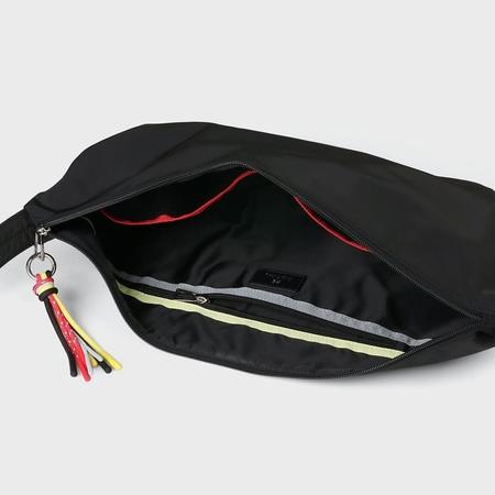 【送料無料】【ラッピング無料】ポールスミス Paul Smith ショルダーバッグ PSライトポリエステル ブラックの画像