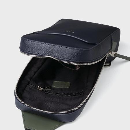 Paul Smith（ポール・スミス） ボディバッグ シグネチャーストライプ