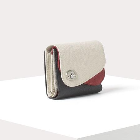 Vivienne Westwood（ヴィヴィアンウエストウッド） 折財布 NEW ダブル