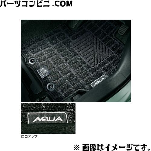 アクアG's 純正フロアマット アクア TOYOTA トヨタ 純正 フロアマット ベーシック 1台分 08210