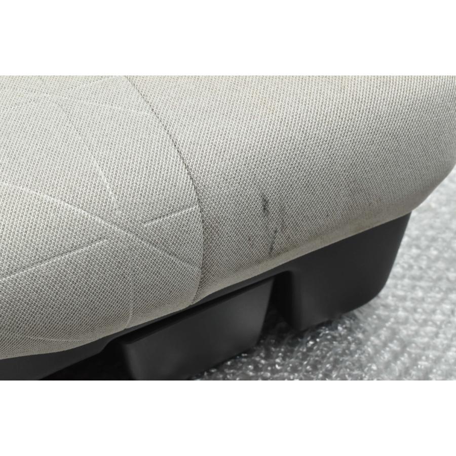 日産（NISSAN） 【程度良好品】ニッサン C28 セレナ 純正 サードシート