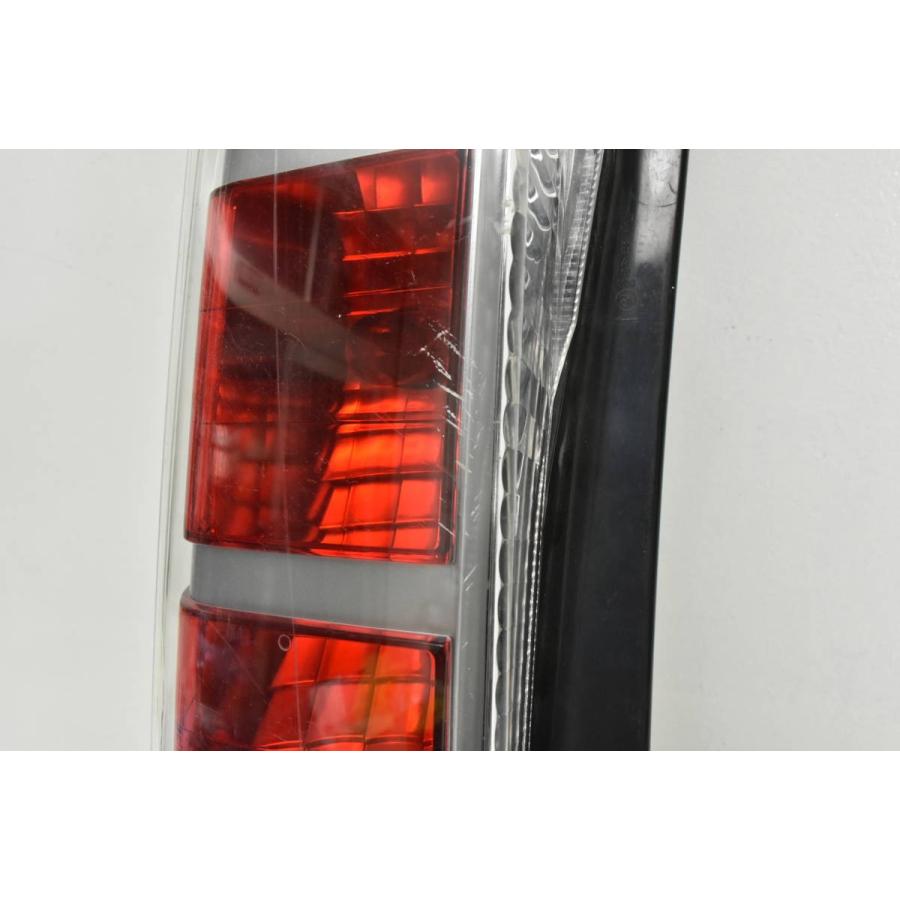 ダイハツ（DAIHATSU） L150S L160S ムーヴ 純正 テールライト 