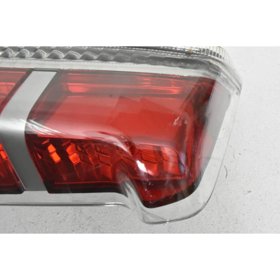 ダイハツ（DAIHATSU） L150S L160S ムーヴ 純正 テールライト 