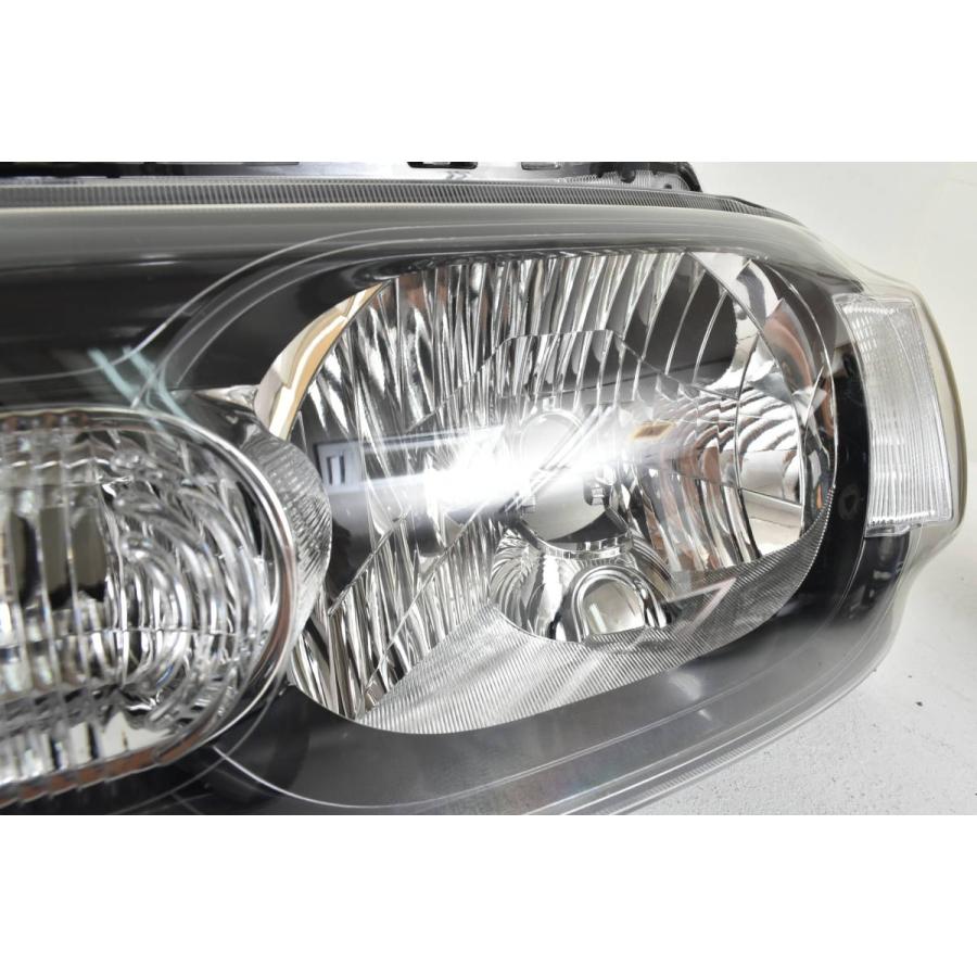 日産 キューブ Z12 HIDヘッドライト 左右 STANLEY P8191 日産 キューブ Z12 HIDヘッドライト 左右 STANLEY P8191 - メルカリ