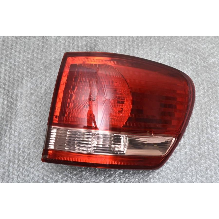美品 割れなし】トヨタ ACM21W イプサム 純正 テールライト
