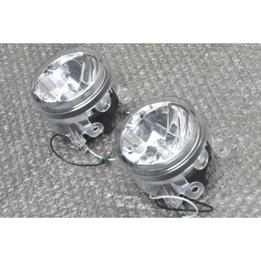 点灯確認済み】【純正オプションパーツ】フィアット 現行 パンダ LED