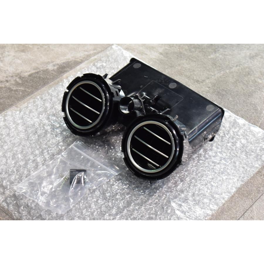 【希少 純正パーツ】メルセデスベンツ W205 Cクラス 純正 エアアウトレット 後席用 品番：A2058300501 S205 ワゴン リア 交換用  即納可能