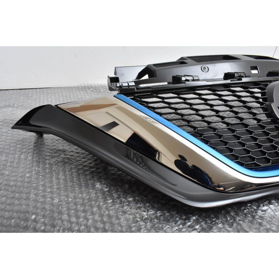 日産 【美品】ニッサン HE12 ノート e-power NISMO 純正 日産 【美品】ニッサン HE12 ノート e-power NISMO 純正