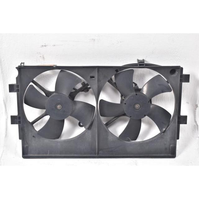三菱デリカD5ラジエーターコンデンサー電動ファン実動福岡 三菱（MITSUBISHI） 新品 電動 ファン モーター 左右 2個SET デリカ D5