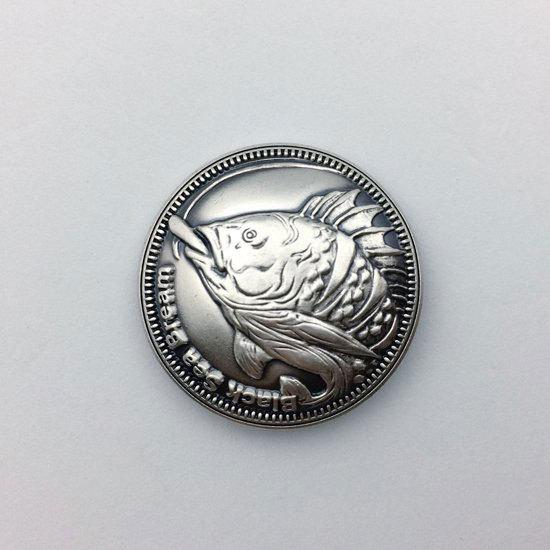 洋銀魚コンチョ（クロダイ） φ31.4mm 高さ7.8mm 留め具：組みネジ