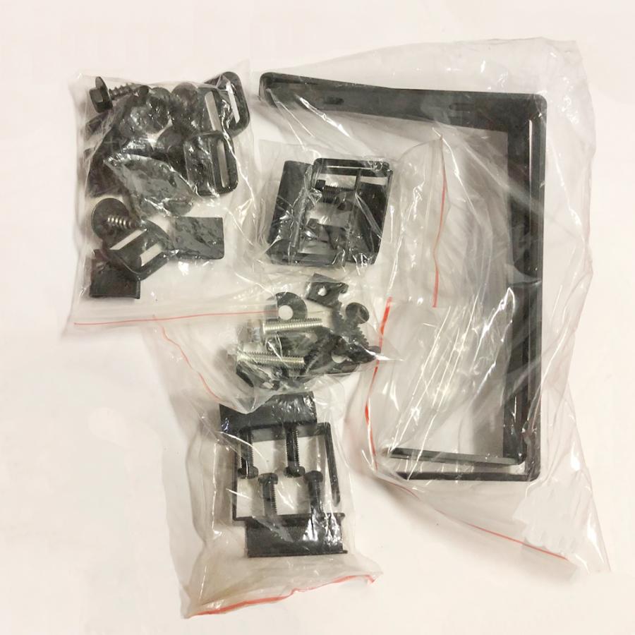 マッドガード EVA樹脂製 ベルト付き NV350 E26 キャラバン 前期 後期