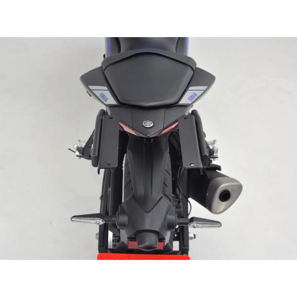 10月8日出荷】デイトナ YZF-R25/3('20~'22)/MT-25/03('20~'22) GIVI