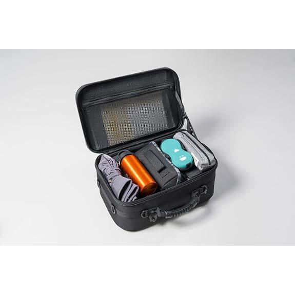 【4月24日出荷】TANAX ツアーシェルシートバッグ M (グロスブラック) MFK-1011の画像
