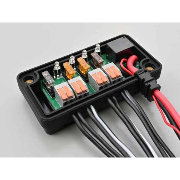 10月8日出荷】デイトナ アクセサリー電源ユニット D-UNIT EASY 4ポート