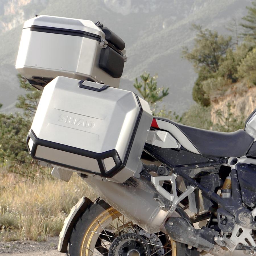 SHAD(シャッド) TERRA専用バックレスト TR37/TR48/TR55 D0RI75 バイク ケース・バッグアクセサリー_5