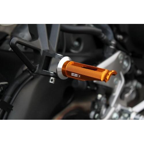 SPEEDRA アルミ削り出しタンデムステップ レーシングタイプ パッセンジャー用 ブラック/ゴールド AFPR204GD バイク_2