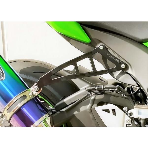 もーしゃん。様 BEET(ビート) サイレンサーステー ブラック ニンジャZX-10R 8315-KG5