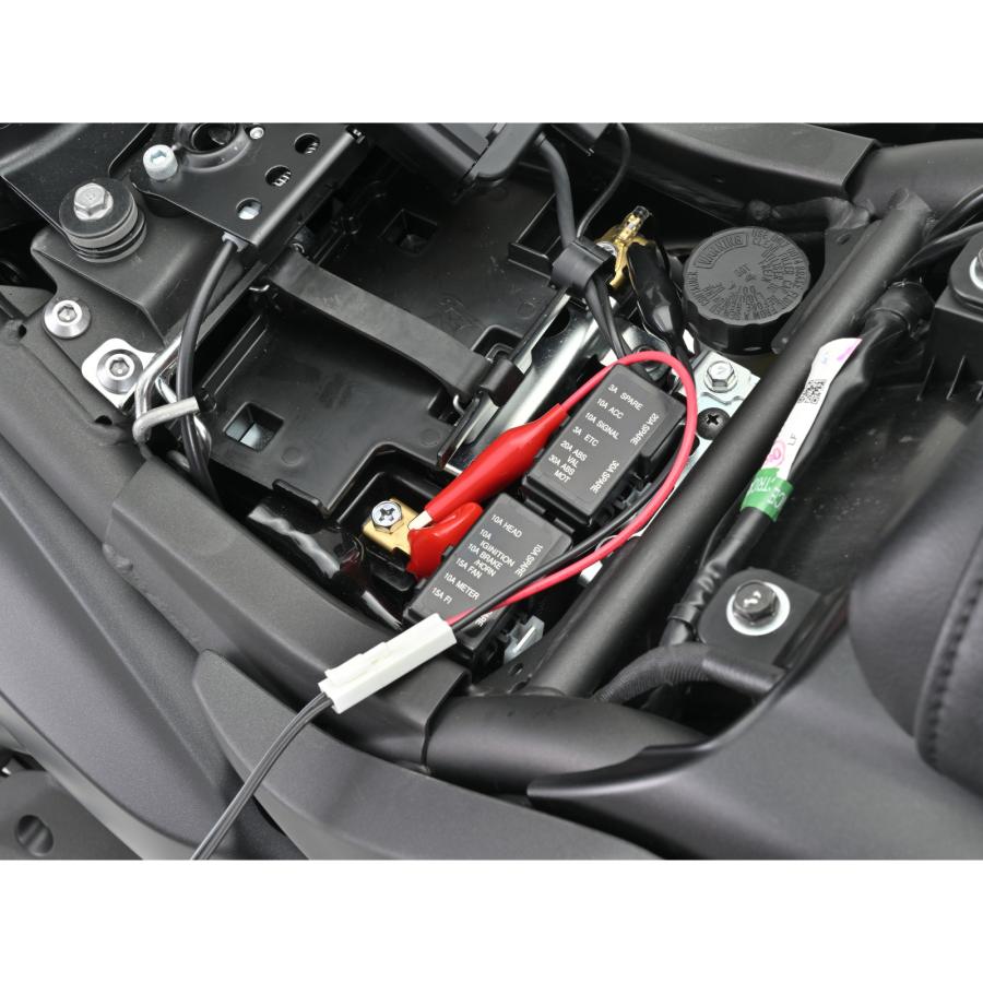 DAYTONA バッテリートリクル充電器 68586 バイク バッテリー : パーツ