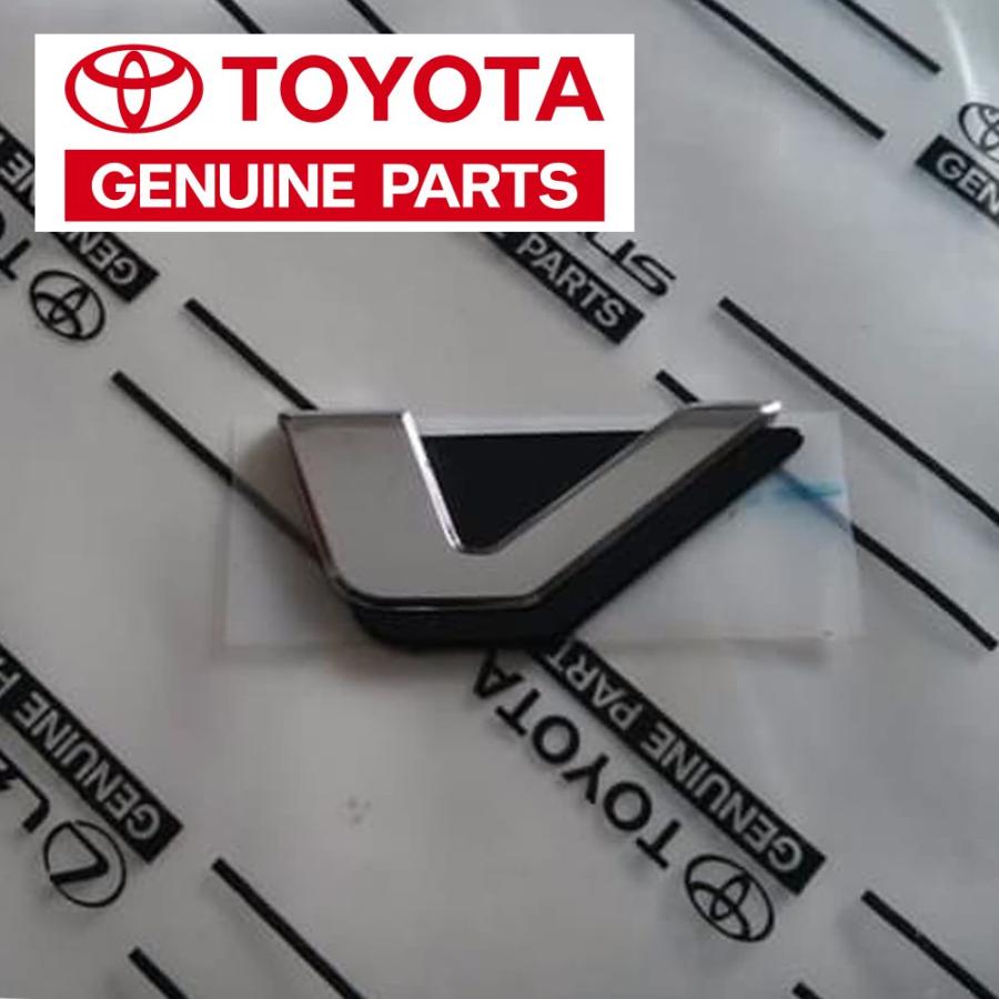 トヨタ V エンブレム 純正 輸出仕様 縦 2.8cm x 横 6.1cm TOYOTA