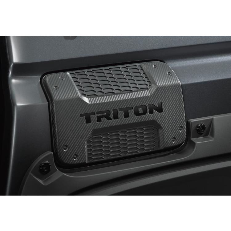 TRITON トライトン 海外 三菱純正 フュールリッドカバー タンクカバー