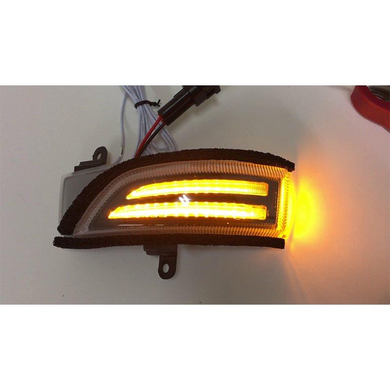 流れるLEDドアミラーウインカーレンズ レヴォーグ フォレスター