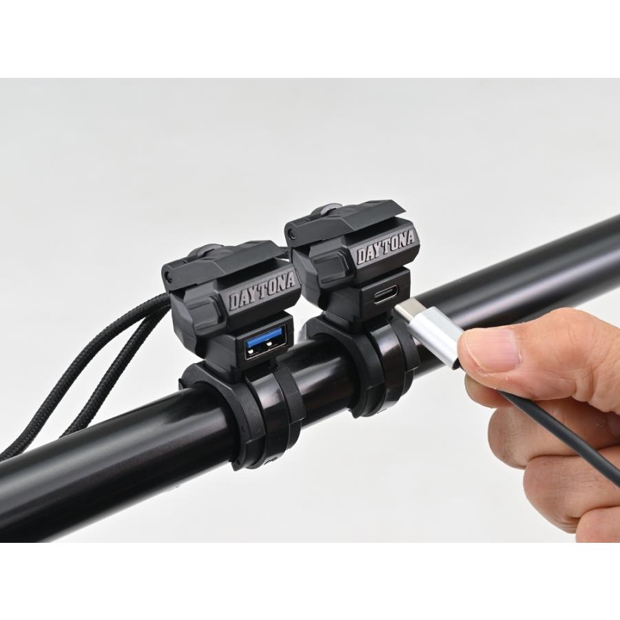 DAYTONA バイク専用USB電源 Type-A+Type-C（QC3.0/PD3.0） 46393