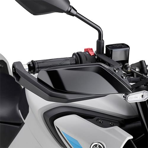 ふわふわ☆美品　MT03 2025 ナックルガード 2025 MT03 Touring カスタム】スクリーン・ナックルガード