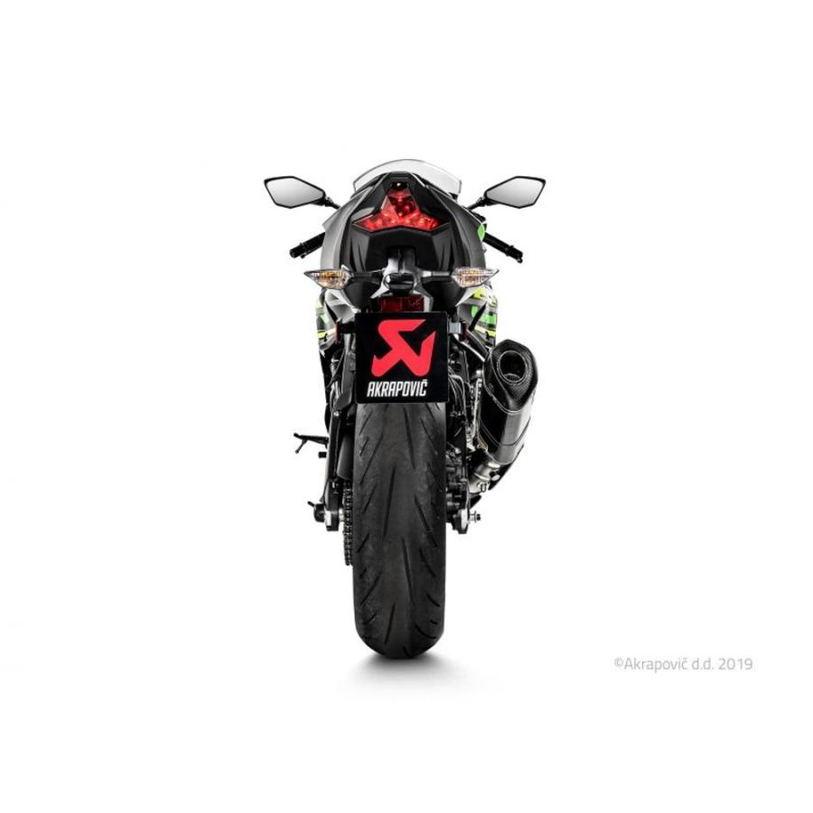 AKRAPOVIC ZX-6R SLIP ON LINE カーボン JMCA認証マフラー S-K6SO7