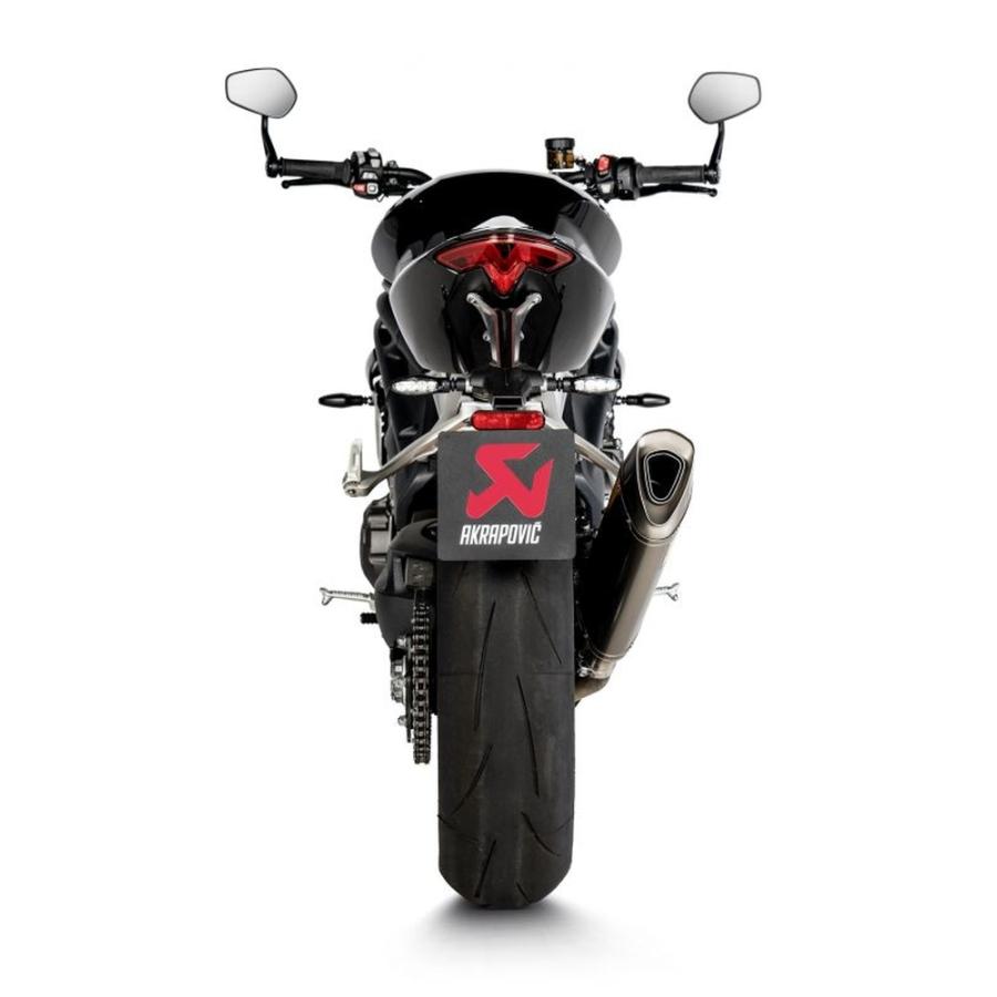 AKRAPOVIC SPEED TRIPLE 1200 RS/1200 RR SLIP ON LINE チタン JMCA認証マフラー S-T12SO5-HAPXLTJPA