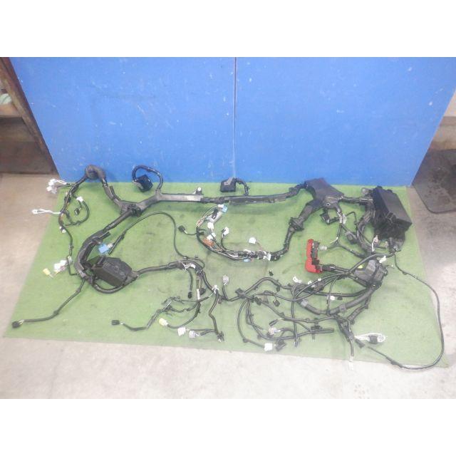 rakusora betaevo2t エンジンメインハーネス＋ラジエター Reman Starter Motor - 86982709R – My CNH Reman