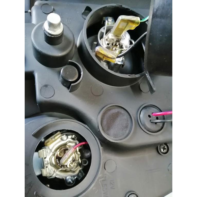 ハイエース 200系 1型2型対応LEDイカリングリング付プロジェクター