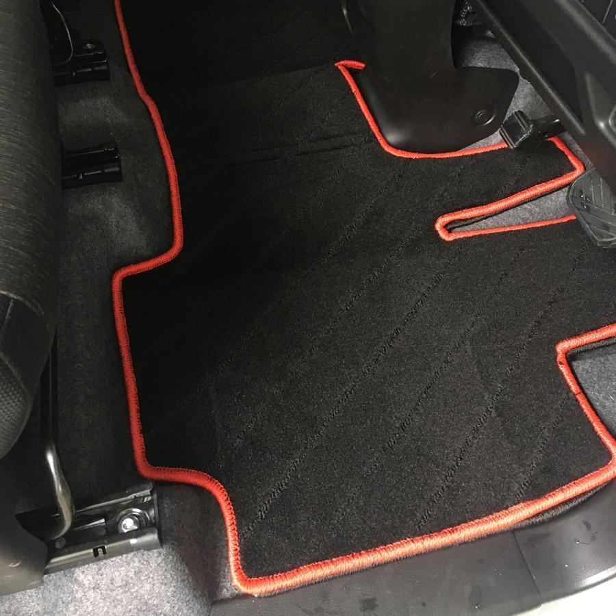スペーシア フロアマット カスタム マット MK53S ラゲッジマット トランクマット フルセット マット 柄なしブラック 縁レッド 6点セット |  | 01
