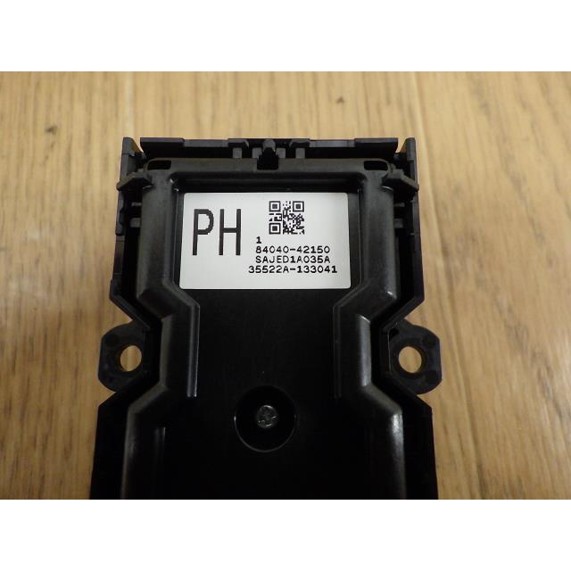 トヨタ ドアロックスイッチ メインユニット84040-42150 トヨタ ドアロックスイッチ メインユニット84040-42150