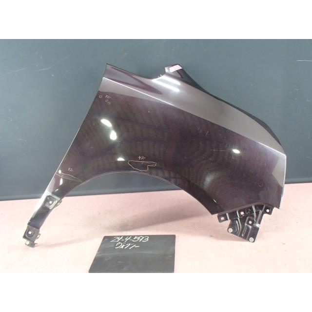 ヴォクシー ZRR75W フロント右フェンダー 3R9 53801-28130 : 大晃商事 